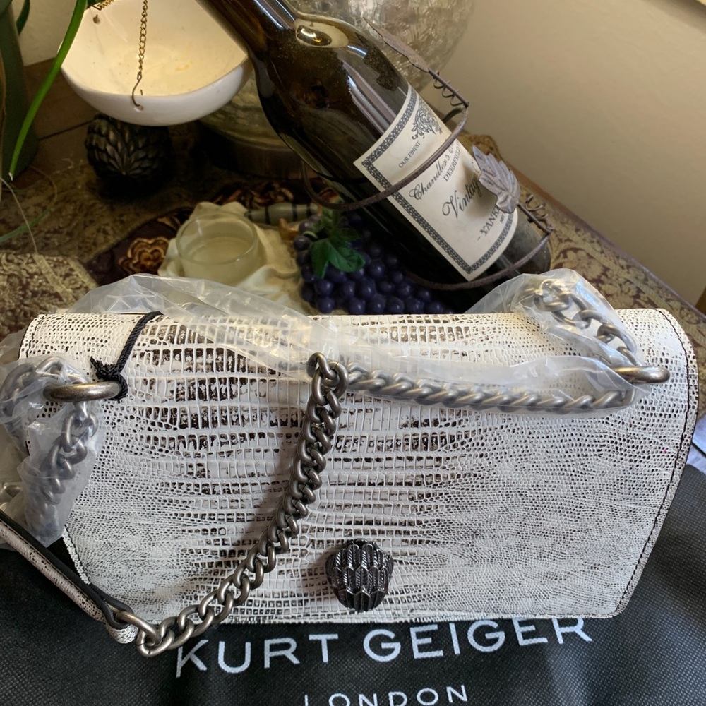 SOLD⛔️Authentic KURT GEIGER LONDON Lizard embossed leather medium flap Crosby - Picture 14 of 15